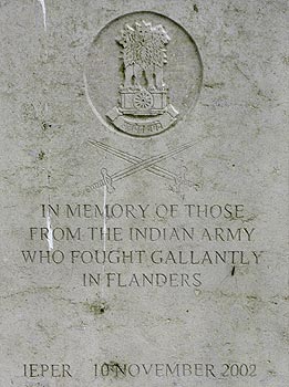 In memory of those from the indian army who fought fallantly in Falnders in 1914-1918  - © Norbert Pousseur