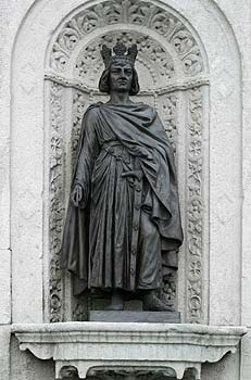 Statue de Philippe II Auguste, roi de France - Angers  - &copy; Norbert Pousseur