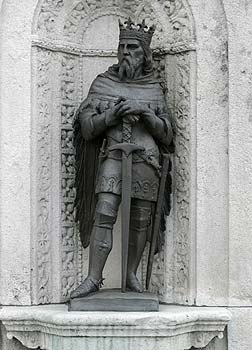Statue de Louis 1er duc d'Anjou - Angers - &copy; Norbert Pousseur