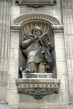Statue de Marie-Joseph Sue, dit Eugène Sue, romancier - © Norbert Pousseur