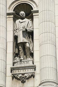Statue d'Augustin Eugène Srcibe, auteur dramatique - © Norbert Pousseur