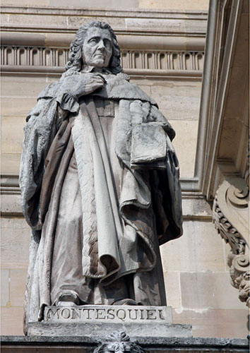 Charles Louis de Secondat, baron de Montesquieu - Ecrivain philosophe - 1689 / 1755 - Sculpture de la cour Napoléon du Louvre - © Norbert Pousseur