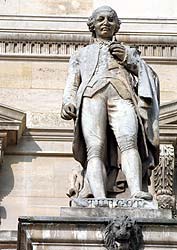 Anne Robert Jacques Turgot baron de l'Aulne - Homme politique - 1727 / 1781 - Sculpture de la cour Napol&eacute;on du Louvre - &copy; Norbert Pousseur