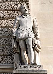 Jacques (?) Androuet Du Cerceau (1er de la famille) - Architectes - 1510 / 1580 - Sculpture de la cour Napol&eacute;on du Louvre - &copy; Norbert Pousseur