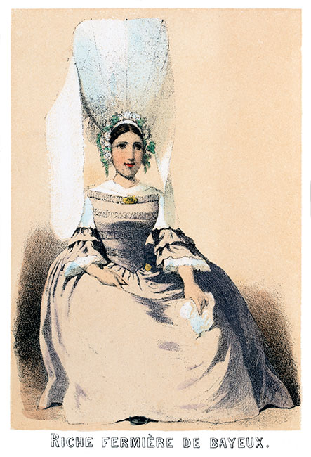 Femme de Fermanville en Basse Normandie  en costume traditionel de 1850 - Gravure  reproduite puis restaurée par © Norbert Pousseur