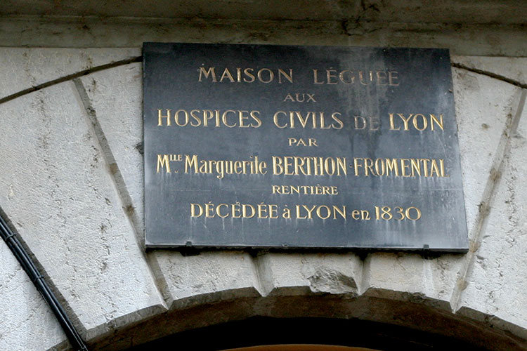 Marguerite Berthon Fromental, rentière, décédée en 1880 - rue de Lyon - © Norbert Pousseur