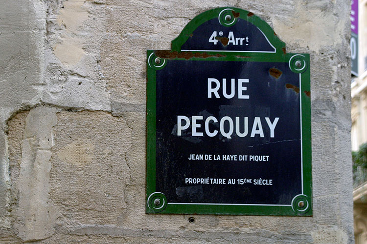 Jean de la Haye, dit Picquet, propriétaire parisien 15è siècle, origine de la rue Pecquay - © Norbert Pousseur