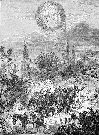 Transport du ballon de l'Entreprenant de Maubeuge à Charleroi - Reproduction © Norbert Pousseur Transport du ballon de l'Entreprenant de Maubeuge à Charleroi - Reproduction © Norbert Pousseur