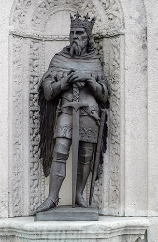 Statue de Louis 1er duc d'Anjou - Angers - © Norbert Pousseur