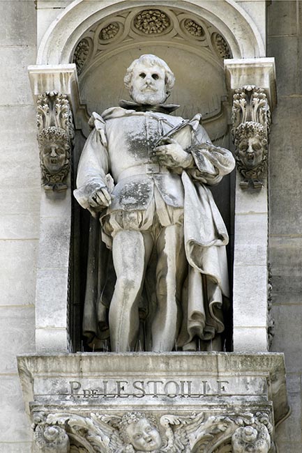 Statue de Pierre Taisan de l'Estoile, chroniqueur - &copy; Norbert Pousseur