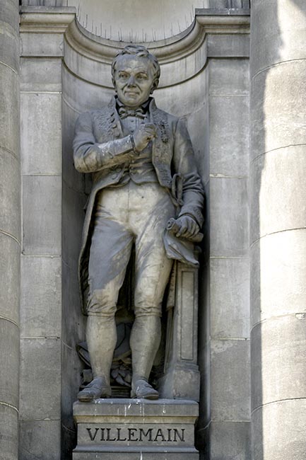 Statue d'Abel Fran&ccedil;ois Villemain, litt&eacute;rateur - &copy; Norbert Pousseur