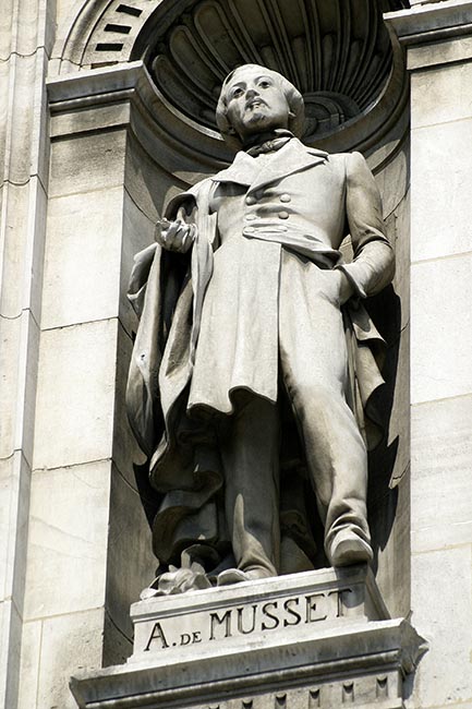 Statue de Louis Charles Alfred de Musset, po&egrave;te - &copy; Norbert Pousseur