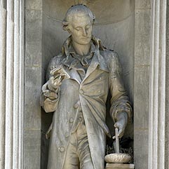 Statue d'Antoine Laurent de lavoisier, chimiste - © Norbert Pousseur