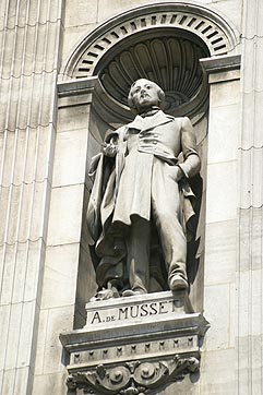 Statue de Louis Charles Alfred de Musset, poète - © Norbert Pousseur
