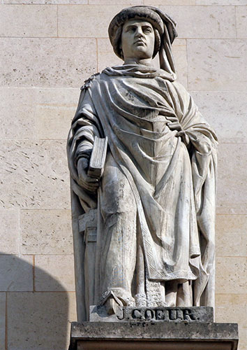 Jacques Coeur - Homme d'affaires - 1395 / 1456 - Sculpture de la cour Napoléon du Louvre - © Norbert Pousseur