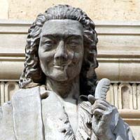 François Marie Arouet, dit Voltaire - Ecrivain - 1694 / 1778 - Sculpture de la cour Napoléon du Louvre - © Norbert Pousseur