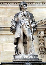 Jean-Antoine Houdon - sculpteur - 1741 / 1828 - Sculpture de la cour Napoléon du Louvre - © Norbert Pousseur