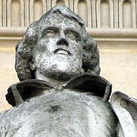 Jean de Brosse dit Maréchal de Boussac - Chambellan de Charles V11 - 1375 / 1433 - Sculpture de la cour Napoléon du Louvre - © Norbert Pousseur