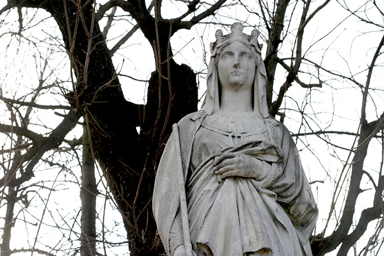 Blanche de Castille, reine de France - Sculpture des reines du jardin du Luxembourg - © Norbert Pousseur Blanche de Castille, reine de France - Sculpture des reines du jardin du Luxembourg - © Norbert Pousseur