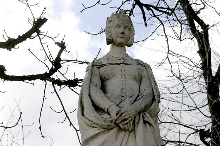 Anne Marie Louise d'Orl&eacute;ans, duchesse de Montpensier - Sculpture des reines du jardin du Luxembourg - &copy; Norbert Pousseur