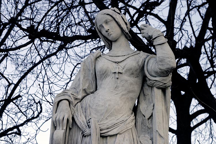 Cl&eacute;mence Isaure, aurait fond&eacute; les jeux floraux de Provence (Consistoire du Gai savoir de Toulouse) - Sculpture des reines du jardin du Luxembourg - &copy; Norbert Pousseur