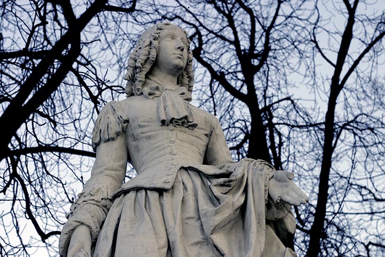 Anne Marie Louise d'Orléans, duchesse de Montpensier - Sculpture des reines du jardin du Luxembourg - © Norbert Pousseur Anne Marie Louise d'Orléans, duchesse de Montpensier - Sculpture des reines du jardin du Luxembourg - © Norbert Pousseur
