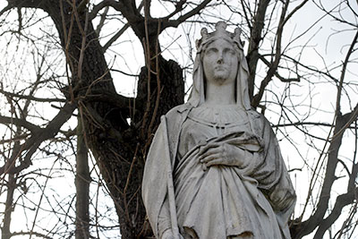 Blanche de Castille, reine de France - Sculpture des reines du jardin du Luxembourg - © Norbert Pousseur