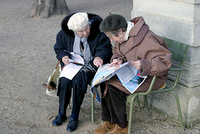 emmes non célèbres, en 2005 -  Jardin du Luxembourg - © Norbert Pousseur